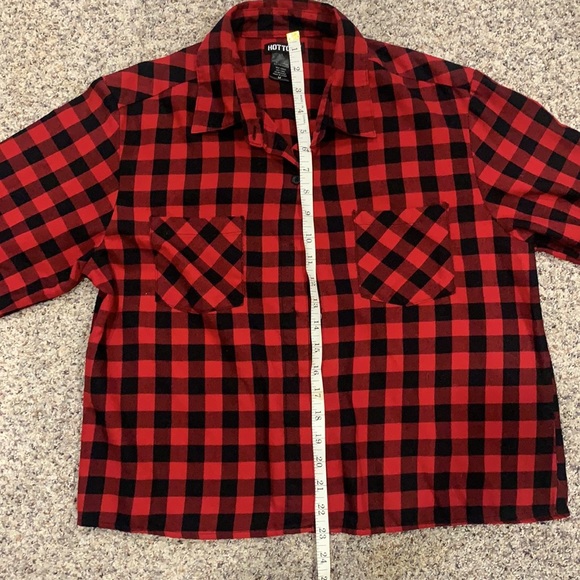 Hot Topic short cut flannel button down. - Picture 9 of 9